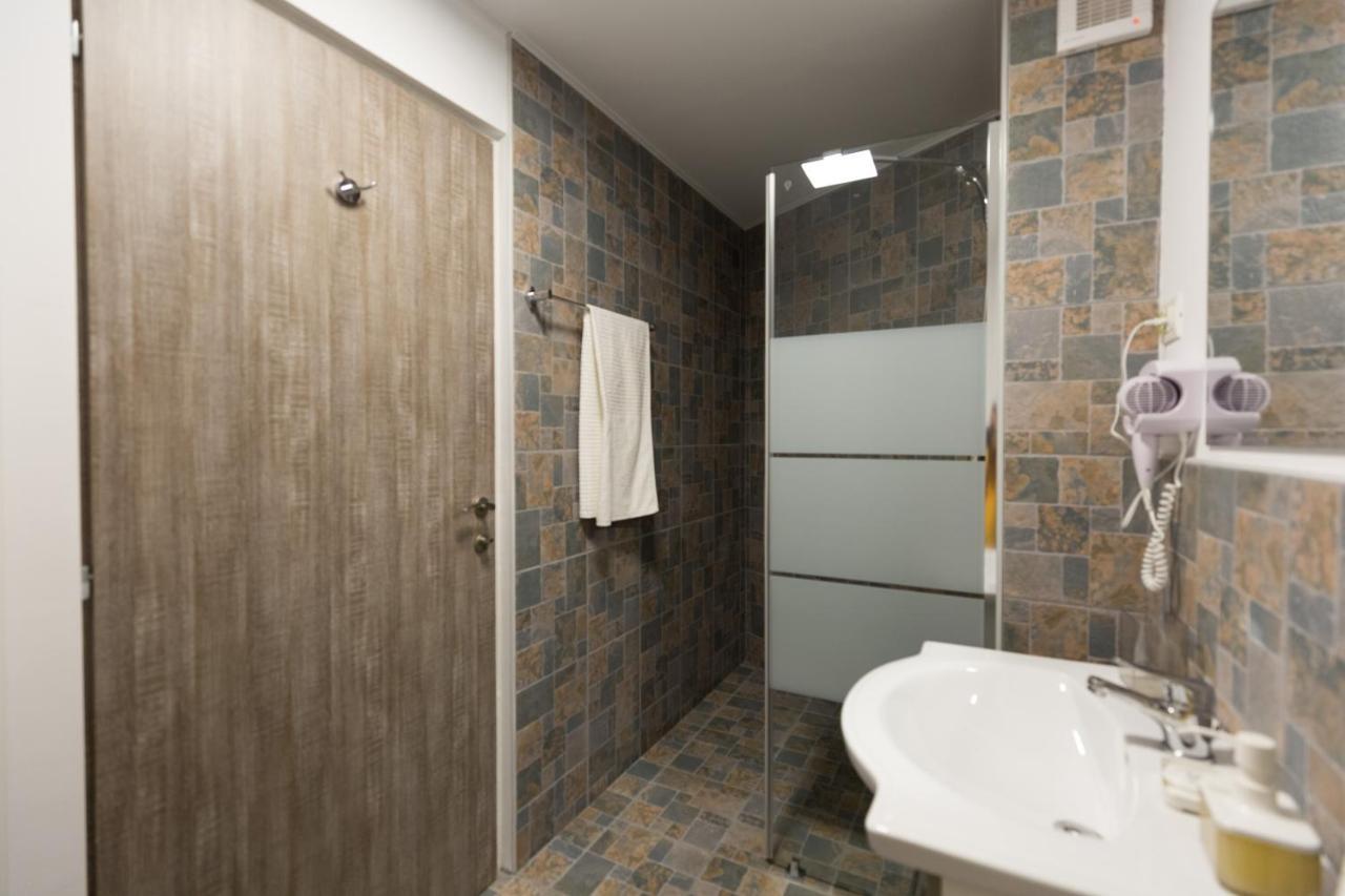 Hotel Casa Ris à Târgu Jiu Extérieur photo