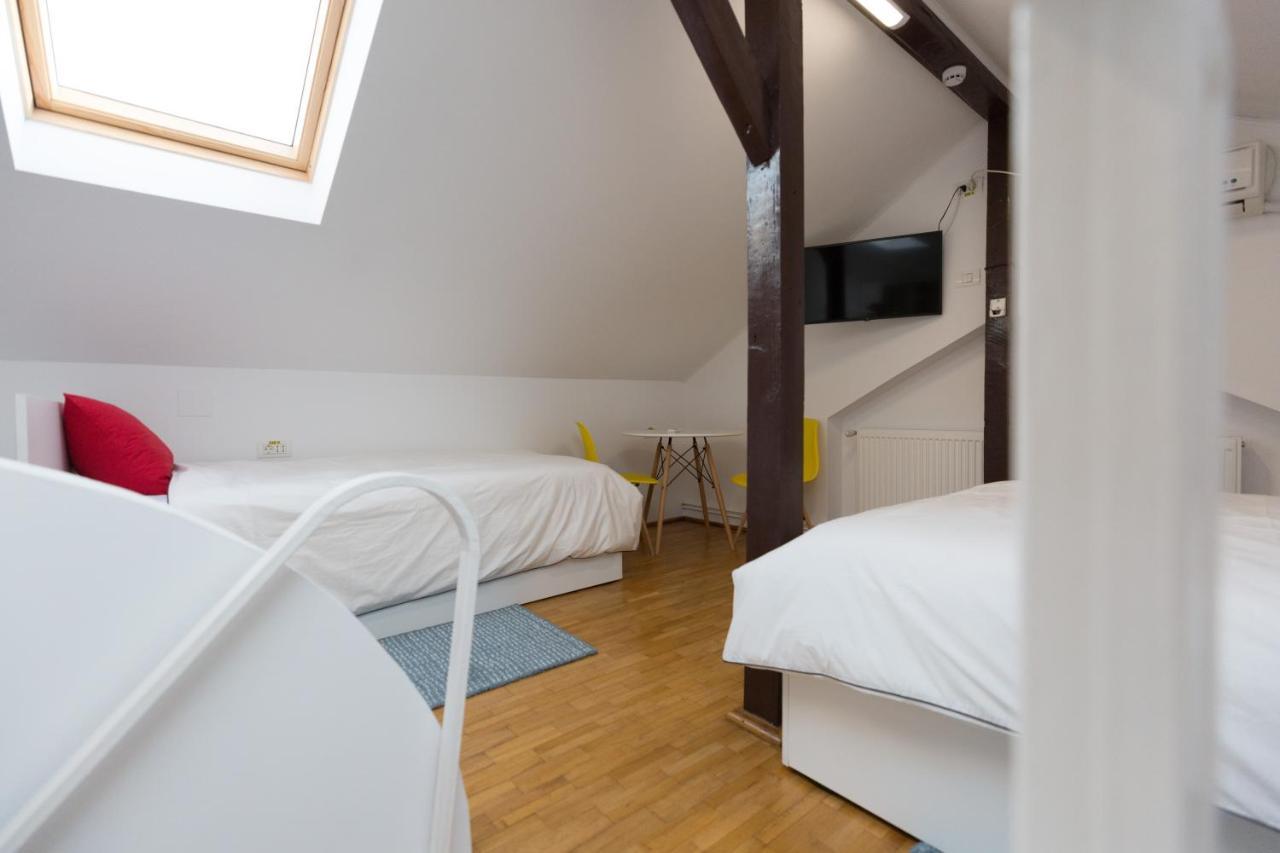 Hotel Casa Ris à Târgu Jiu Extérieur photo