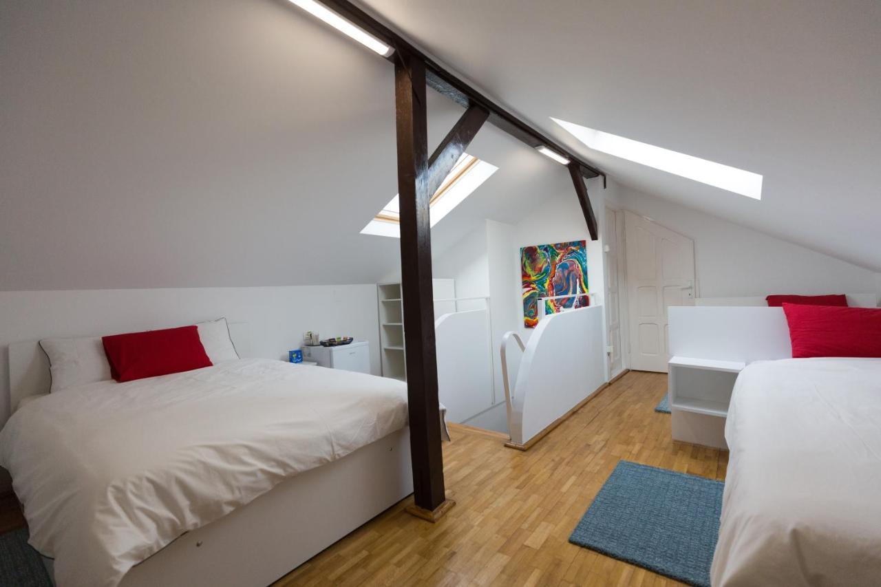 Hotel Casa Ris à Târgu Jiu Extérieur photo